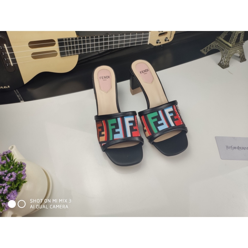 F**di slippers